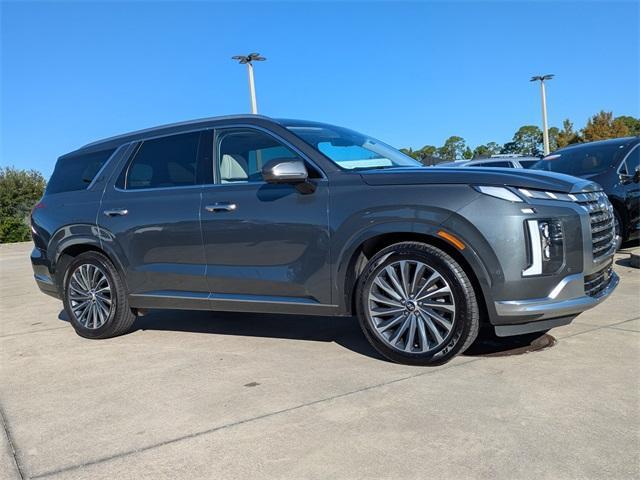 used 2024 Hyundai Palisade car, priced at $36,954