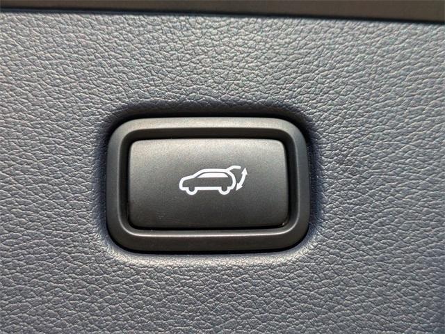 used 2024 Hyundai Palisade car, priced at $36,954