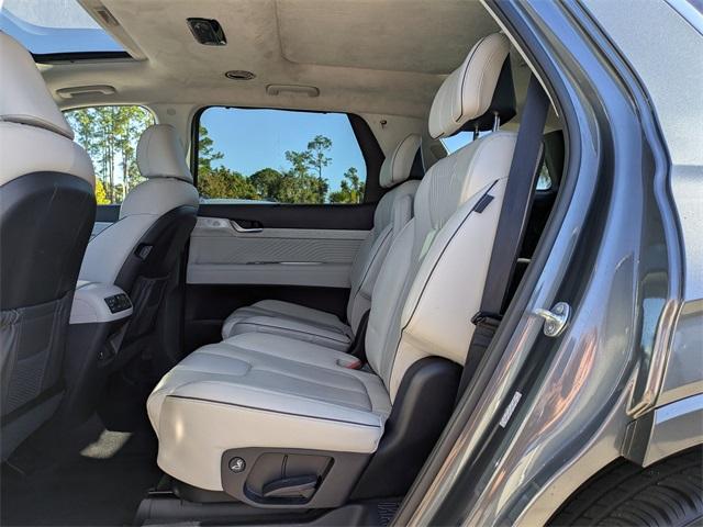 used 2024 Hyundai Palisade car, priced at $36,954
