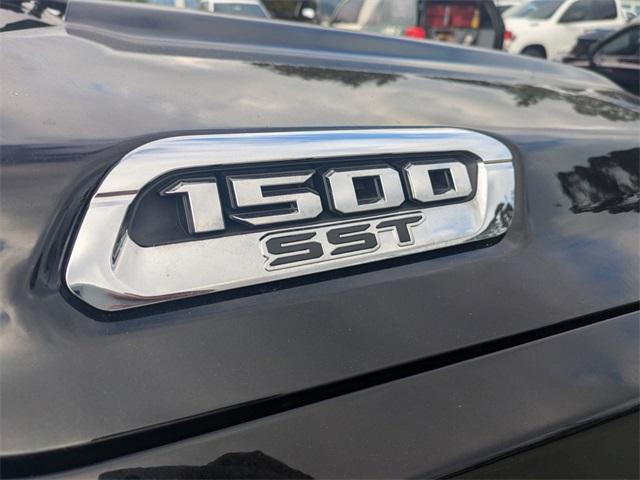 new 2025 Ram 1500 car, priced at $62,113