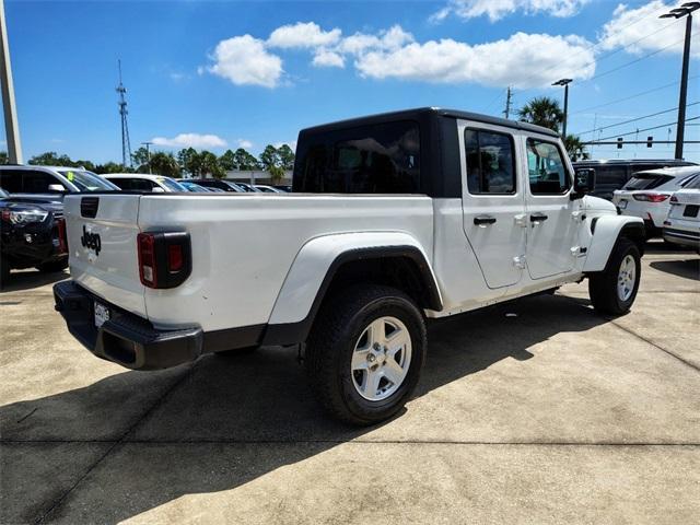 used 2022 Jeep Gladiator car, priced at $29,754