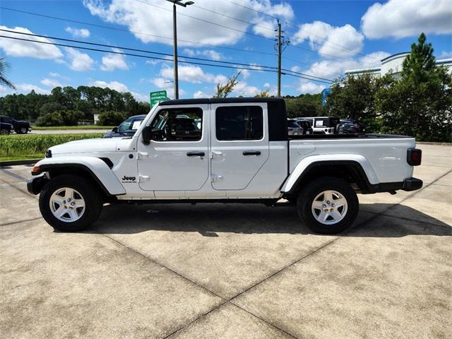 used 2022 Jeep Gladiator car, priced at $29,754