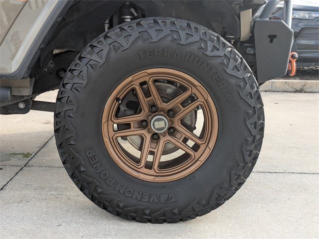 used 2020 Jeep Gladiator car, priced at $36,454