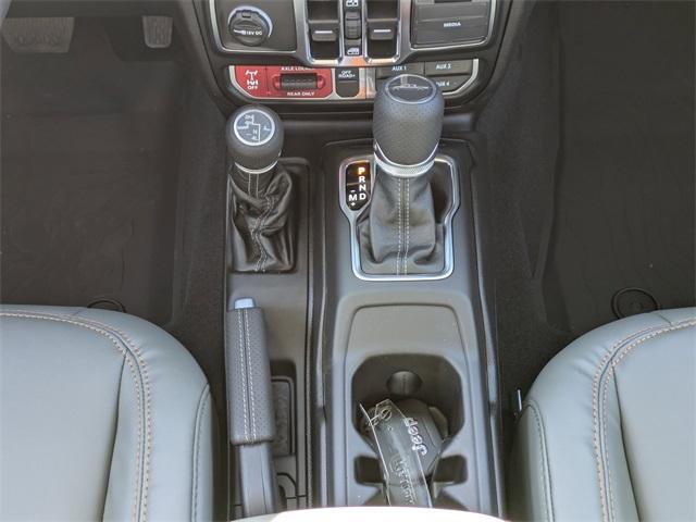 new 2025 Jeep Gladiator car, priced at $59,300