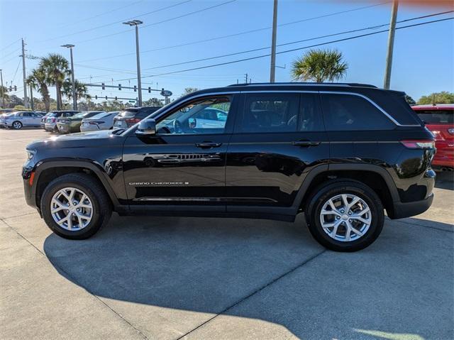 used 2023 Jeep Grand Cherokee car, priced at $29,754