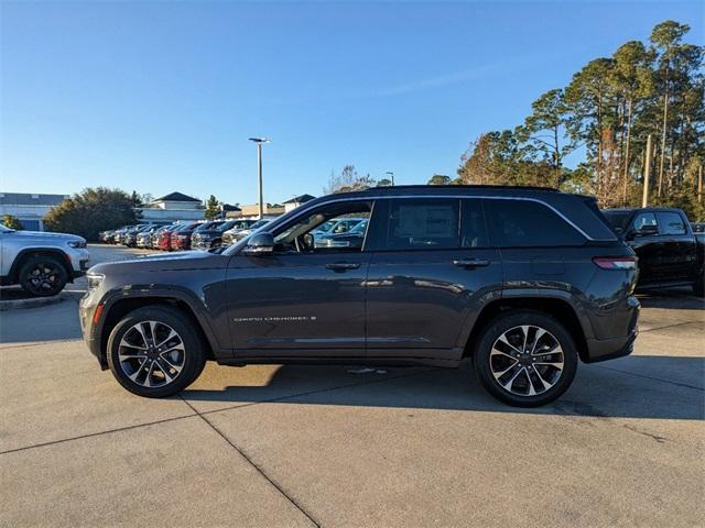 new 2025 Jeep Grand Cherokee car, priced at $59,385