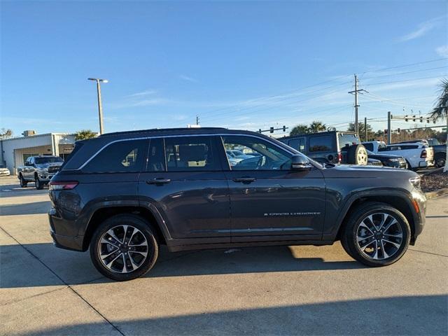 new 2025 Jeep Grand Cherokee car, priced at $59,385