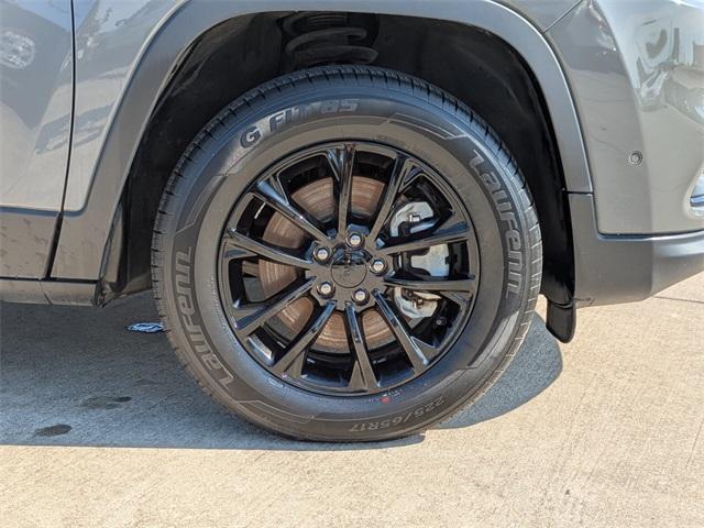 used 2023 Jeep Cherokee car, priced at $24,754