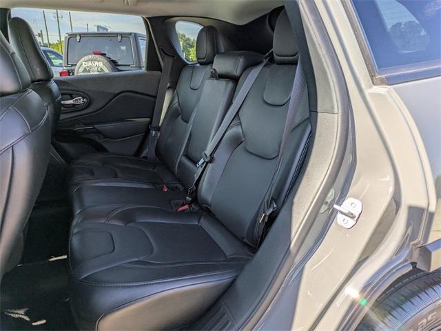 used 2023 Jeep Cherokee car, priced at $24,754