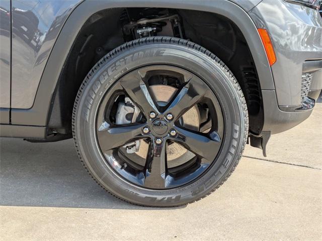new 2025 Jeep Grand Cherokee L car, priced at $51,370