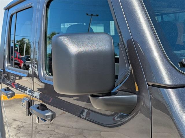 new 2025 Jeep Gladiator car, priced at $45,207