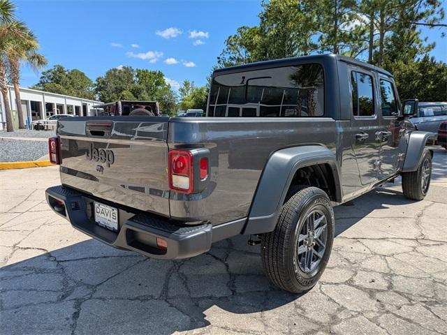 new 2025 Jeep Gladiator car, priced at $45,207