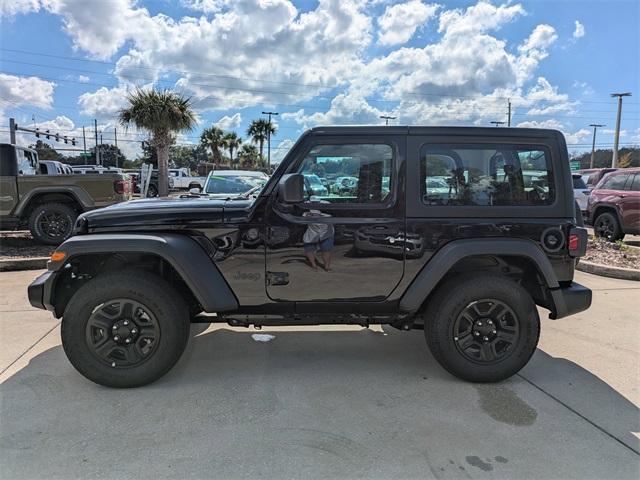 new 2025 Jeep Wrangler car, priced at $36,082