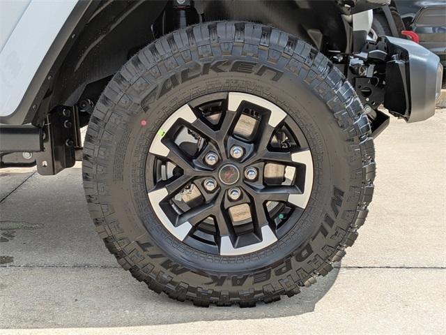 new 2025 Jeep Gladiator car, priced at $61,915