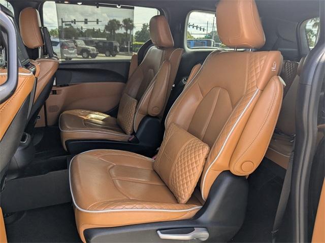 used 2022 Chrysler Pacifica Hybrid car, priced at $34,954