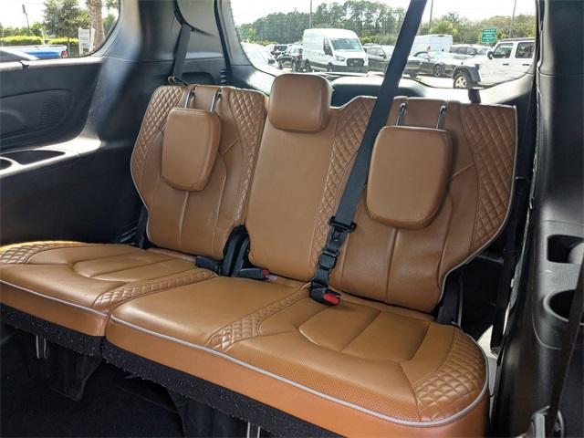 used 2022 Chrysler Pacifica Hybrid car, priced at $34,954