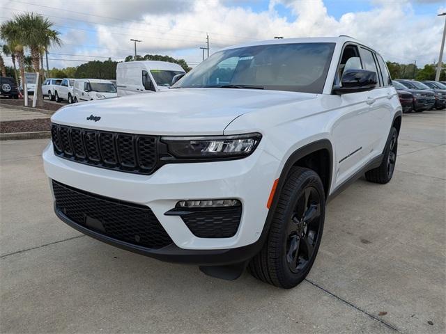 new 2025 Jeep Grand Cherokee car, priced at $57,835