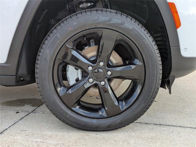 new 2025 Jeep Grand Cherokee car, priced at $57,835