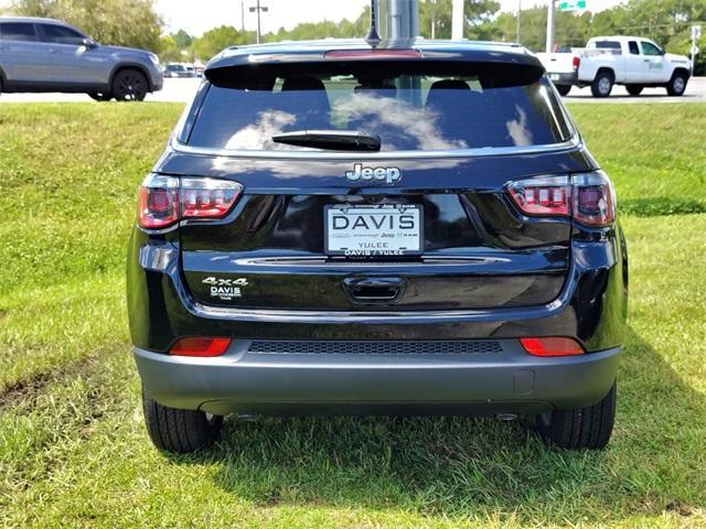 new 2025 Jeep Compass car, priced at $27,879