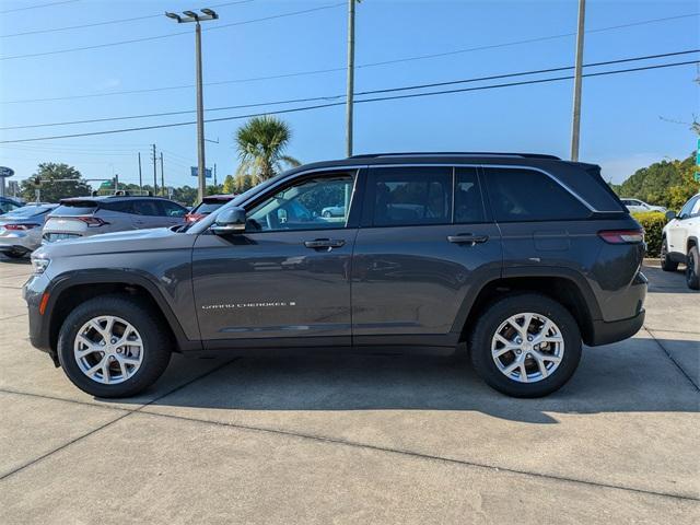 used 2024 Jeep Grand Cherokee car, priced at $33,904