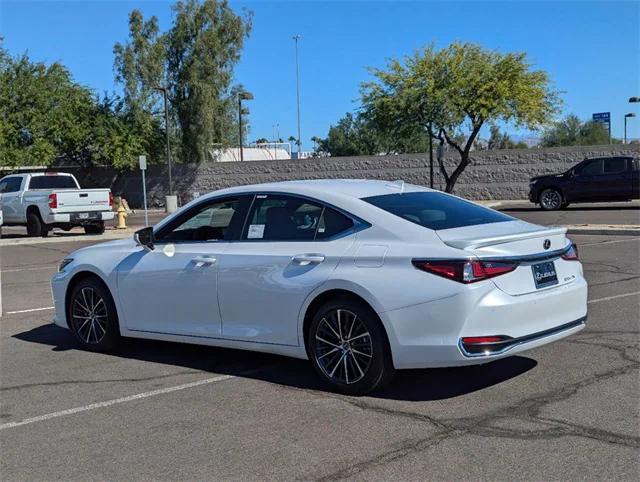 new 2025 Lexus ES 300h car, priced at $49,224