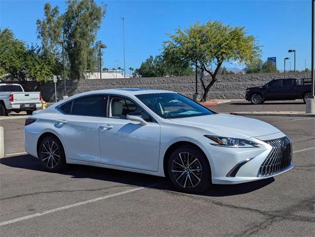 new 2025 Lexus ES 300h car, priced at $49,224