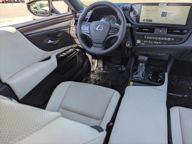 new 2025 Lexus ES 300h car, priced at $50,829