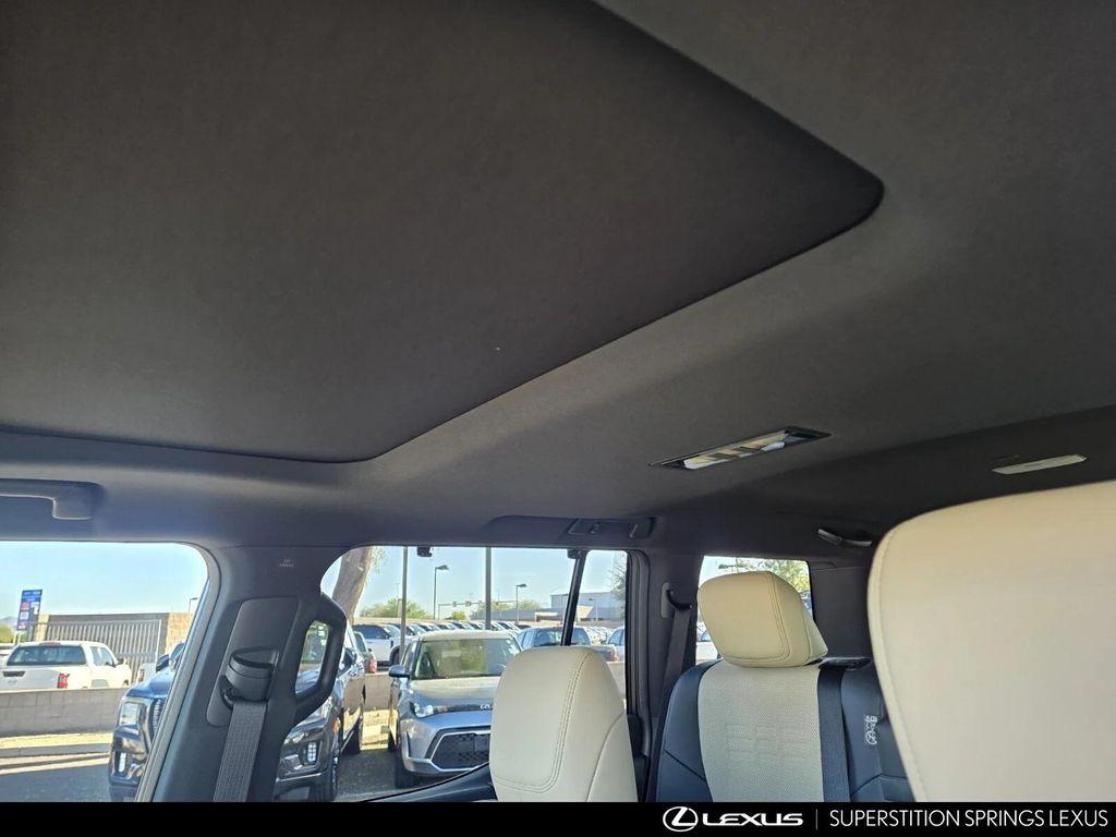 new 2025 Lexus GX 550 car, priced at $86,104