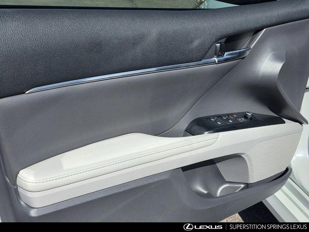 used 2020 Toyota Camry Hybrid car, priced at $22,659
