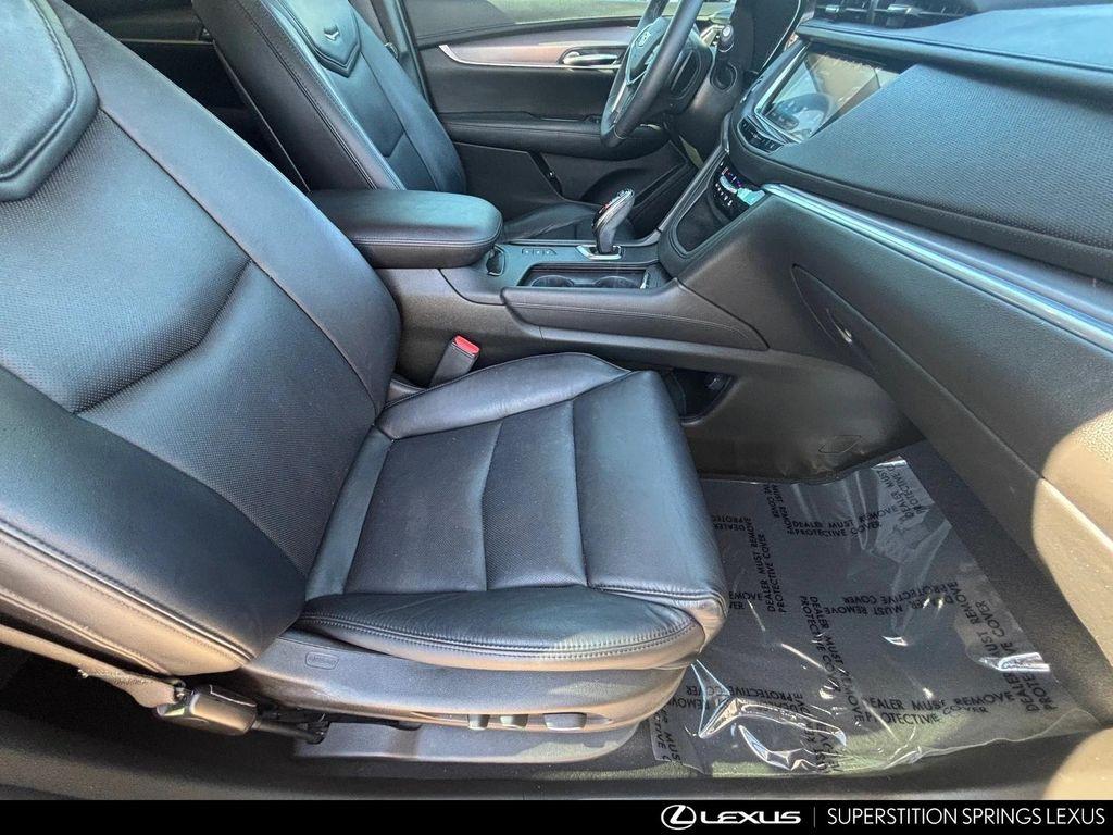 used 2017 Cadillac XT5 car, priced at $14,297