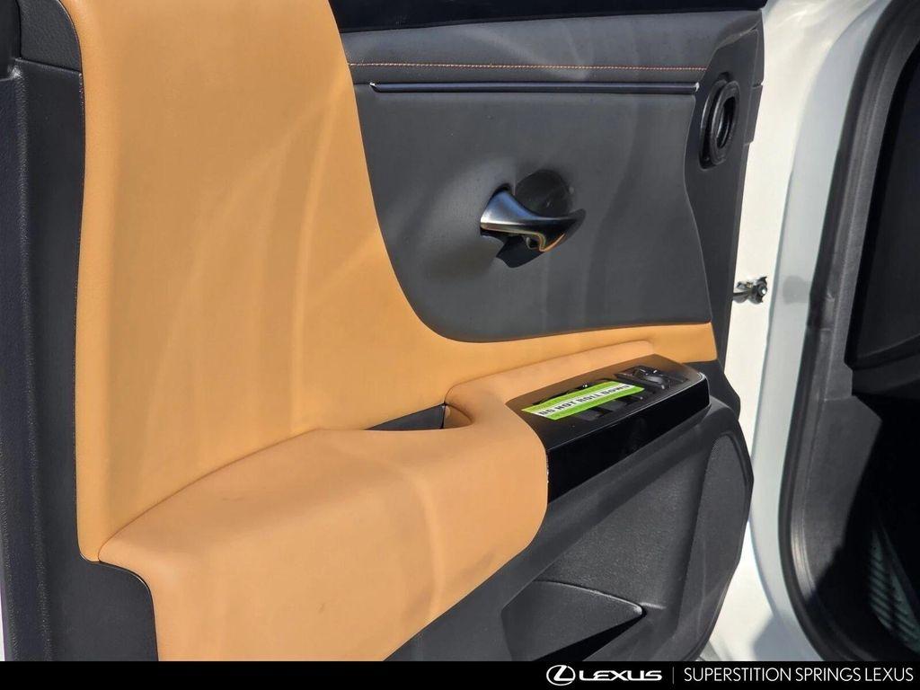 new 2025 Lexus ES 350 car, priced at $43,935