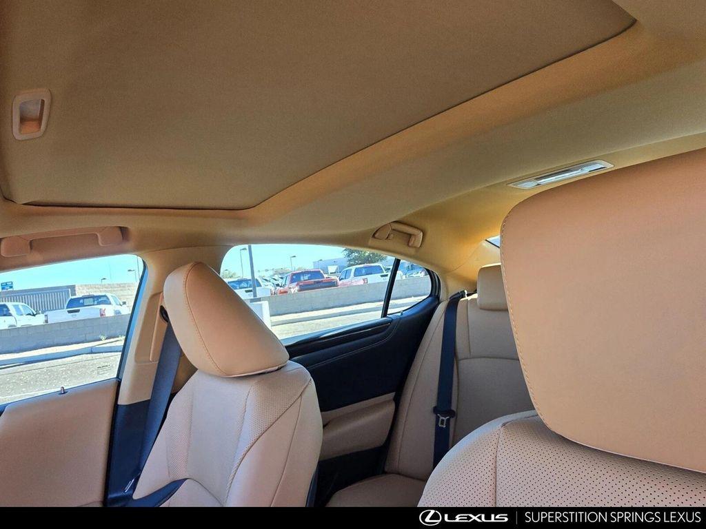 new 2025 Lexus ES 350 car, priced at $43,935