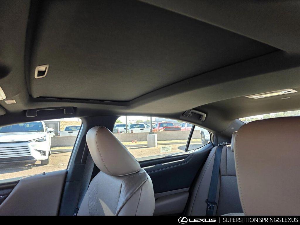 new 2025 Lexus ES 300h car, priced at $49,915