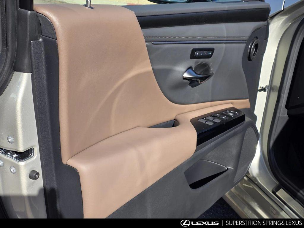 new 2025 Lexus ES 300h car, priced at $49,915