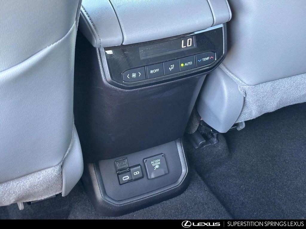 used 2024 Toyota Highlander Hybrid car, priced at $47,895