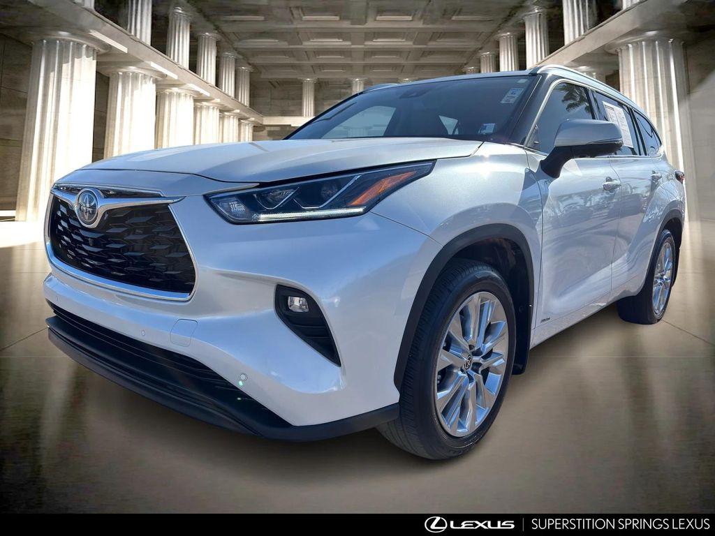 used 2024 Toyota Highlander Hybrid car, priced at $47,895