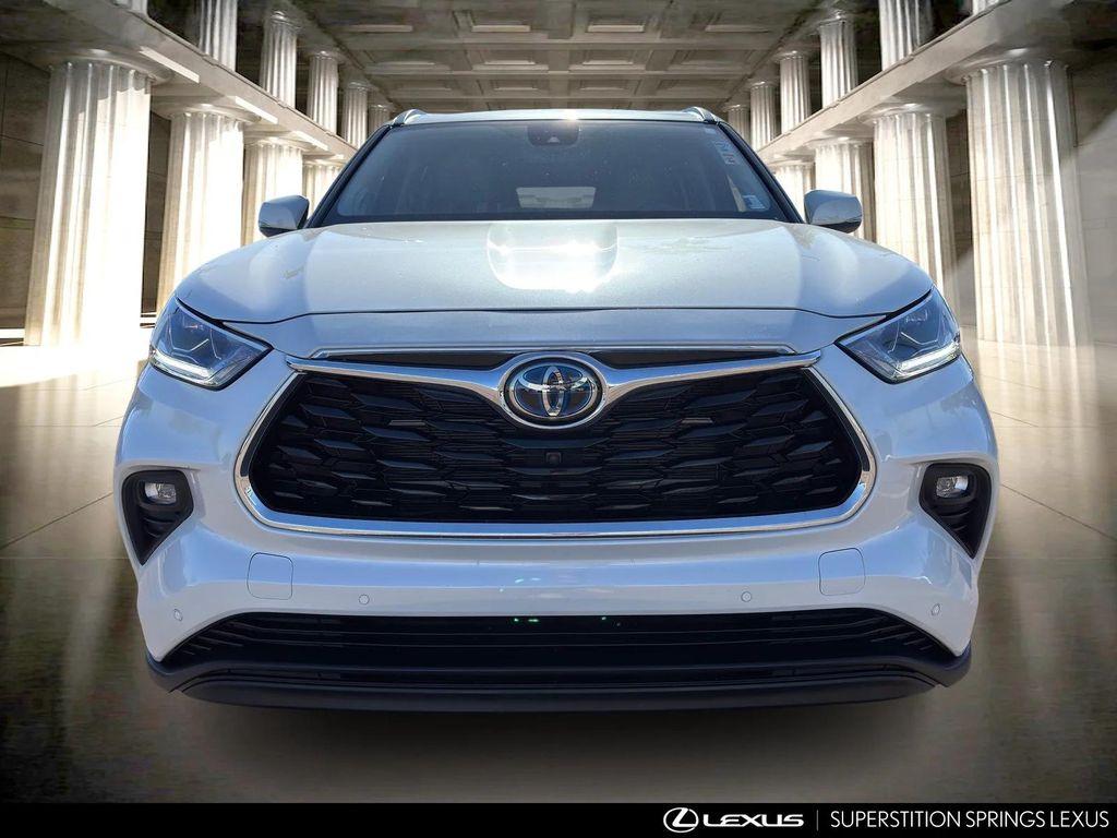 used 2024 Toyota Highlander Hybrid car, priced at $47,895