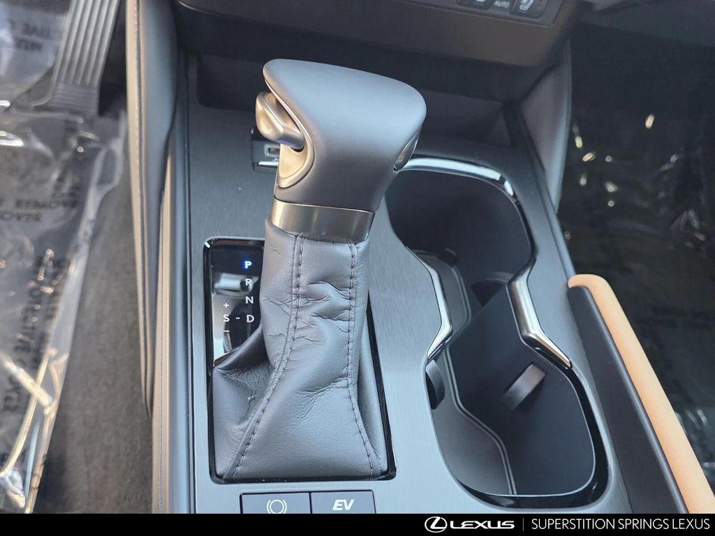 new 2025 Lexus ES 300h car, priced at $48,285