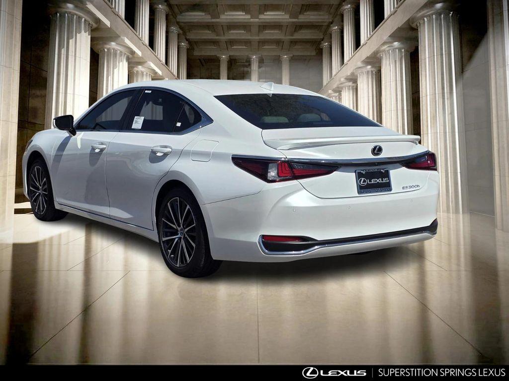new 2025 Lexus ES 300h car, priced at $50,415