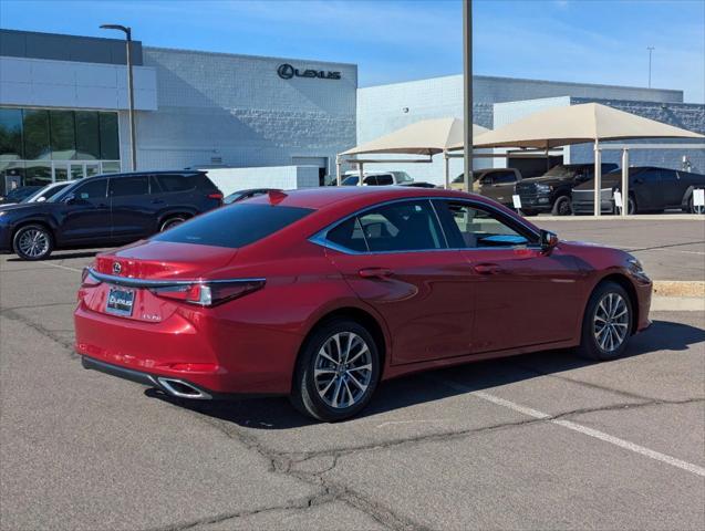 new 2025 Lexus ES 350 car, priced at $43,819