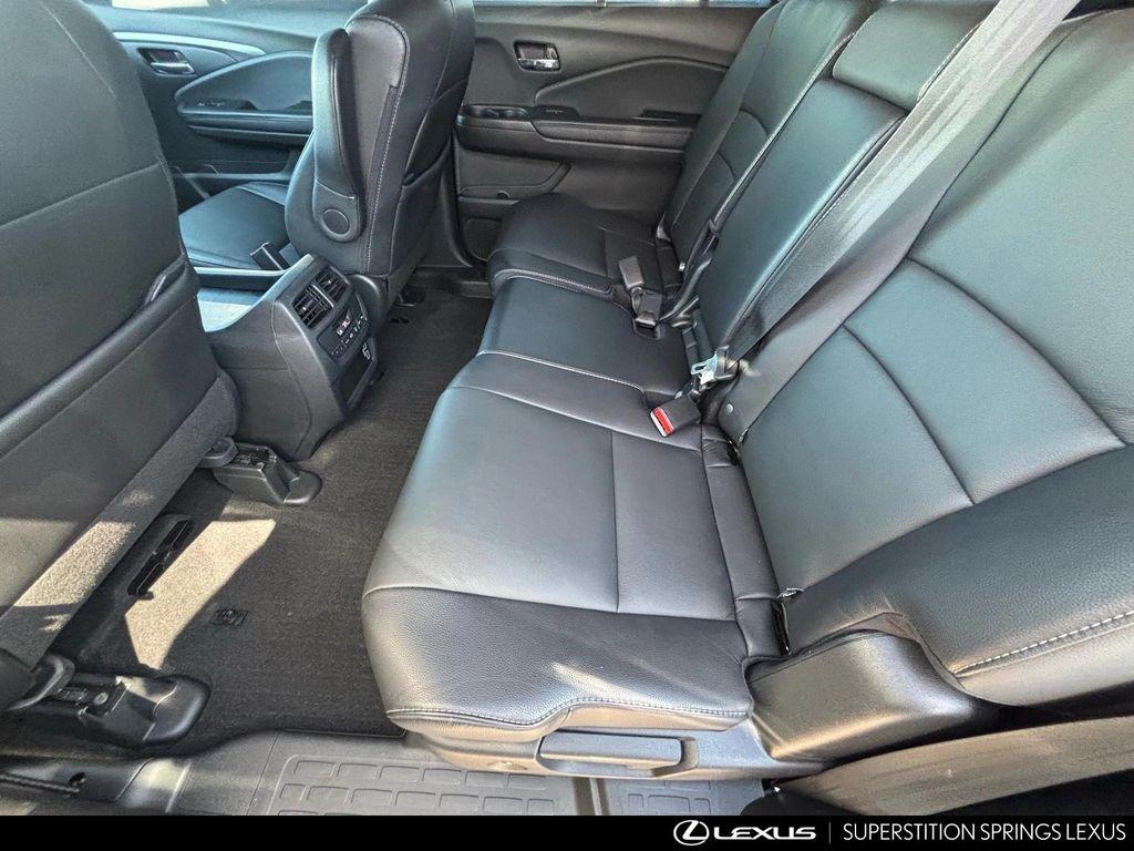 used 2021 Honda Pilot car, priced at $27,895