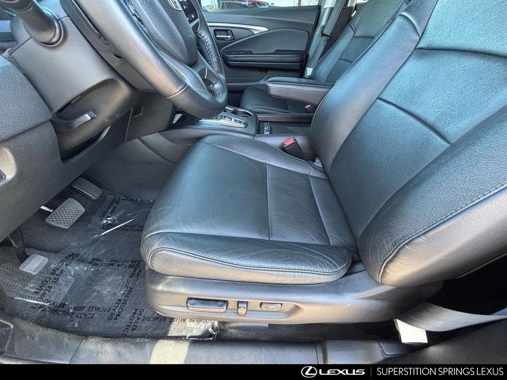 used 2021 Honda Pilot car, priced at $27,895