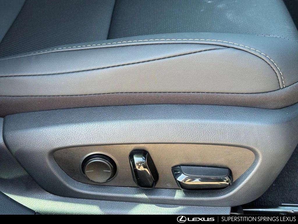 new 2025 Lexus ES 300h car, priced at $48,565