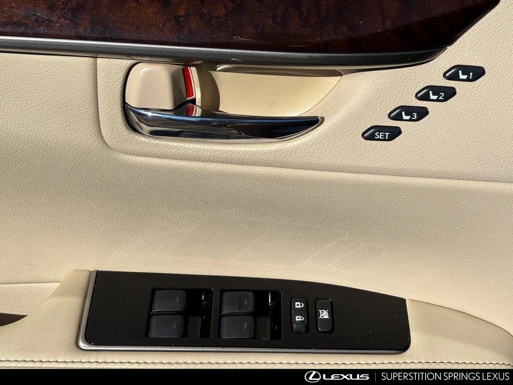 used 2016 Lexus ES 350 car, priced at $18,549