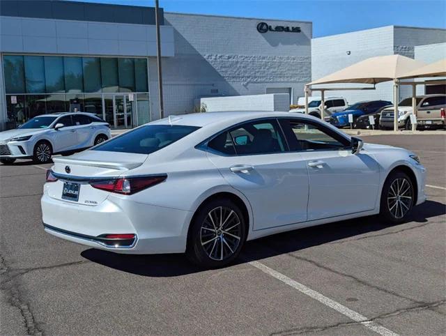 new 2025 Lexus ES 300h car, priced at $49,414