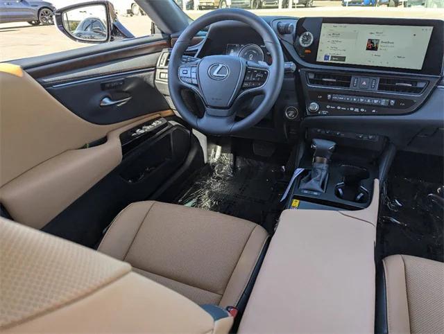 new 2025 Lexus ES 300h car, priced at $51,035