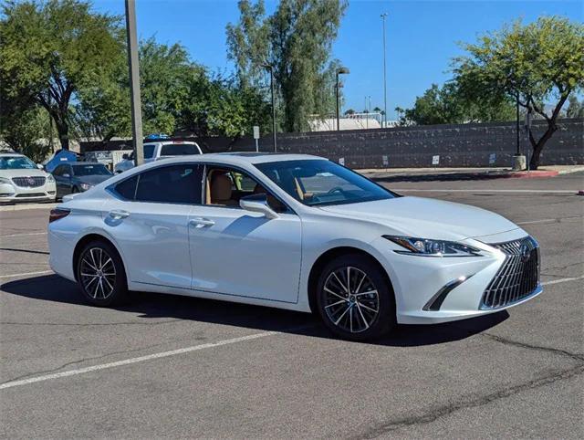 new 2025 Lexus ES 300h car, priced at $51,035