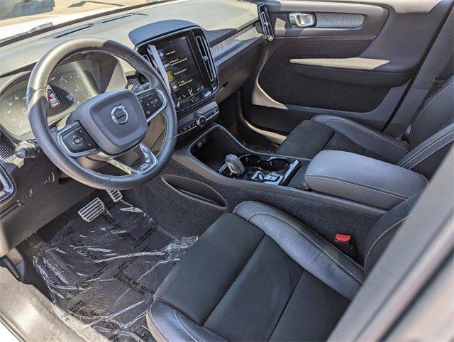 used 2020 Volvo XC40 car, priced at $25,888
