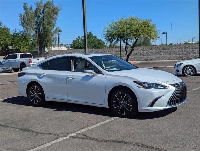 new 2025 Lexus ES 300h car, priced at $49,709