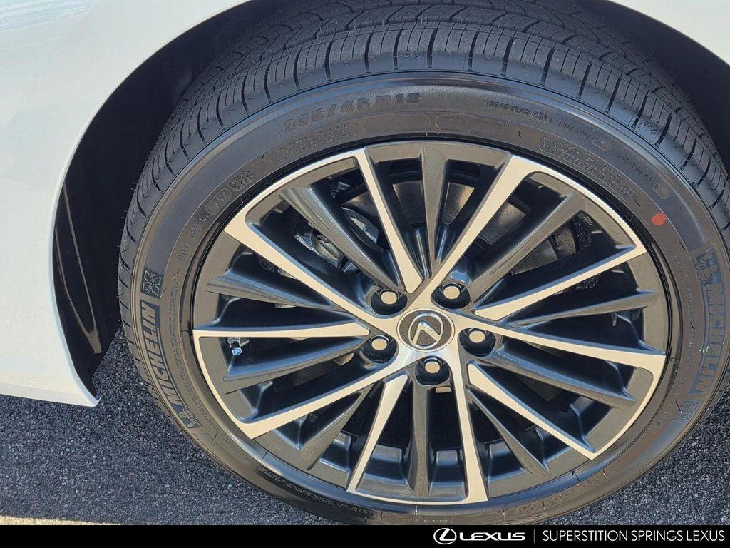 new 2025 Lexus ES 300h car, priced at $48,785